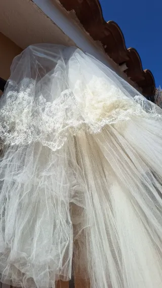 Traje de Novia con Velo de chantilly