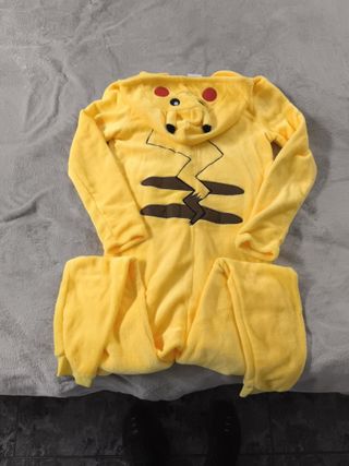 Mono cuerpo entero PICACHU