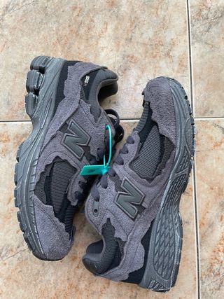 Zapatillas New Balance 2002r Gris/Negro
