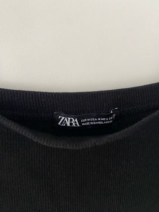 Vestido negro tirantes finos Zara