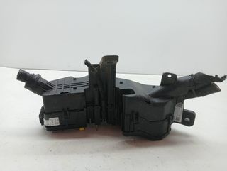CAJA RELES / FUSIBLES KIA NIRO (5)
