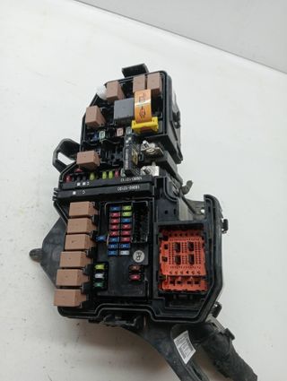 CAJA RELES / FUSIBLES KIA NIRO (5)