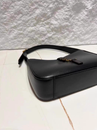 Saint Laurent YSL