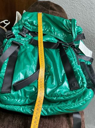 Mochila Desigual verde brillante