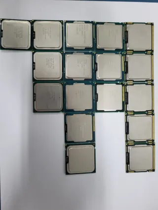 Lote 17 Procesadores Intel
