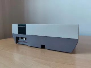 Consola Nintendo NES Incluye 4 Juegos