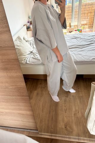Conjunto Zara - Pantalones y camiseta cocoon