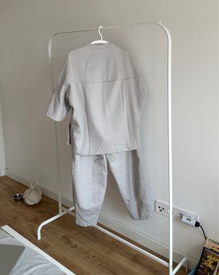 Conjunto Zara - Pantalones y camiseta cocoon