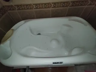 Bañera bebé con base adaptable