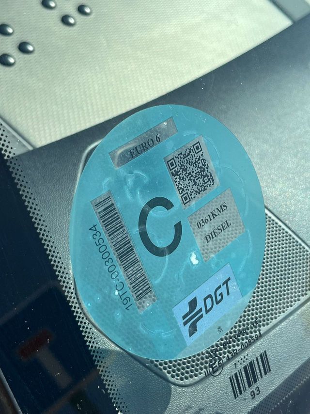 Citroën C4 Cactus blue HDi 100CV  S&S  Shine 