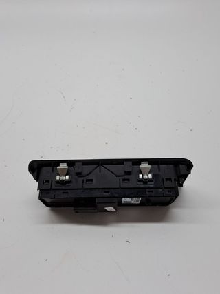 MANDO ELEVALUNAS DELANTERO IZQUIERDO VOLVO XC 40