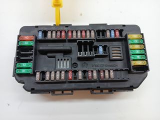 CAJA RELES / FUSIBLES BMW SERIE 1 LIM. (F20/F21) (4)