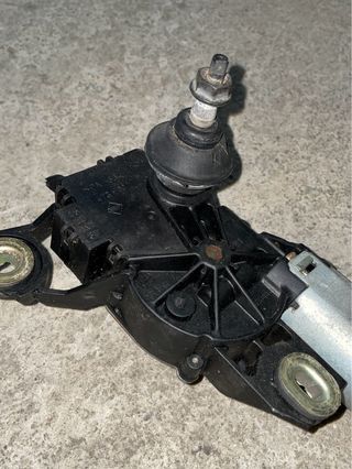 Motor limpiaparabrisas trasero SEAT Ibiza 6L