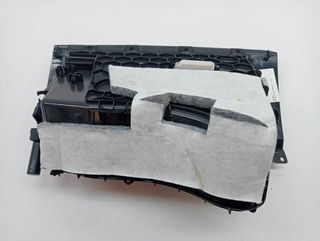 GUANTERA BMW SERIE 1 LIM. (F20/F21)