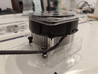 AMD Ryzen 2700 + Disipador