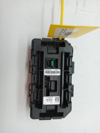 CAJA RELES / FUSIBLES BMW SERIE 1 LIM. (F21) (3)