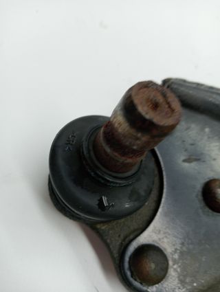 BRAZO SUSPENSION INFERIOR DELANTERO IZQUIERDO FIAT 500 L (33 (2)