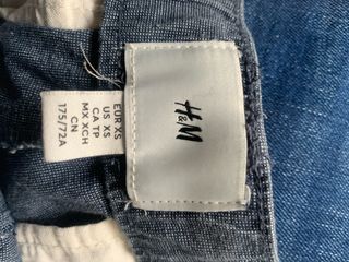 Pantalón corto azul