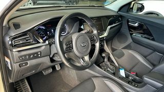 Kia Niro 1.6 GDI HYBRID EMOTION 141 5P