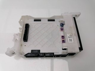 CAJA RELES / FUSIBLES TOYOTA YARIS