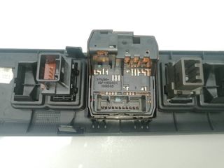 MANDO MULTIFUNCION TOYOTA AVENSIS (2)