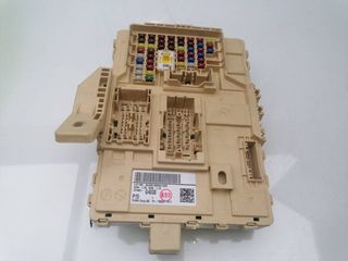 CAJA RELES / FUSIBLES HYUNDAI I30 (2)