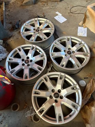 Llantas Land Rover Evoque ORIGINALES 18 pulgadas
