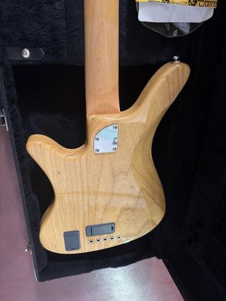 Bajo Carvin 5 cuerdas