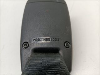 ENGANCHE CINTURON TRASERO CENTRAL MAZDA 3 BERLINA (BK)