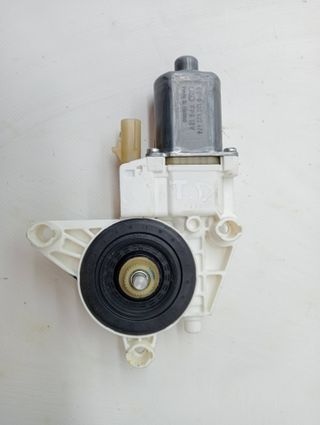 MOTOR ELEVALUNAS TRASERO DERECHO FIAT FREEMONT (345)