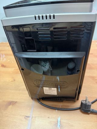 Cafetera Delonghi Magnifica S Automática