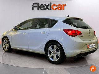 Opel Astra 2.0 CDTi S/S 165 CV Selective llanta 17