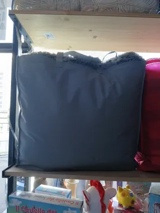 Trapunta matrimoniale rosa e bianca