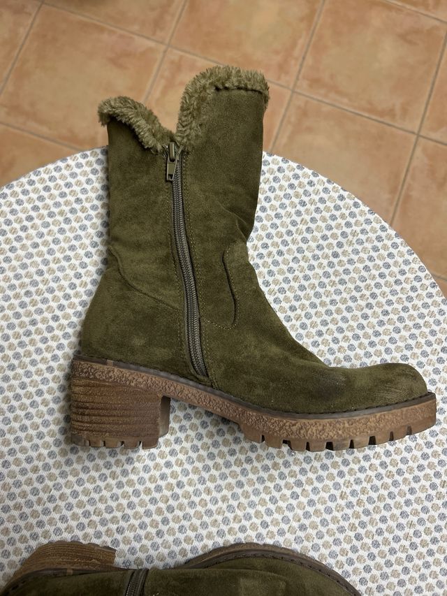 Botas verdes forradas de pelo