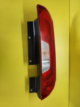 PILOTO TRASERO DERECHO FIAT DOBLO 09-