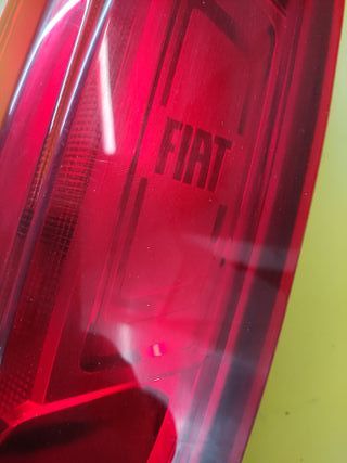 PILOTO TRASERO DERECHO FIAT DOBLO 09-