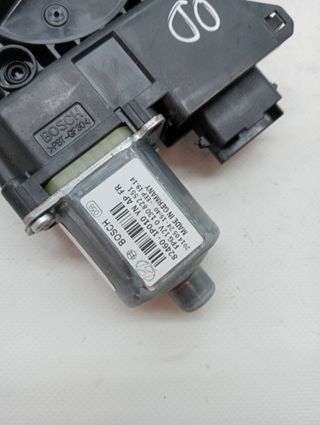 MOTOR ELEVALUNAS DELANTERO DERECHO HYUNDAI IX20