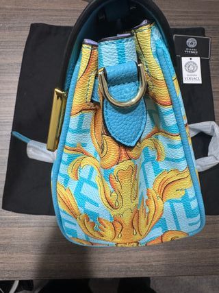 Borsa Versace x Fendi blu e oro