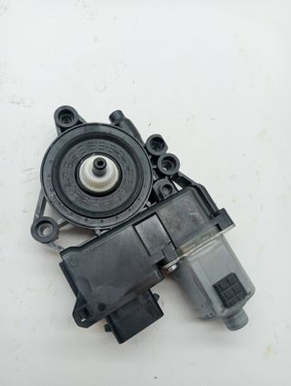 MOTOR ELEVALUNAS DELANTERO IZQUIERDO KIA SORENTO ()