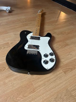 Fender Classic Player Telecaster Thinline Deluxe