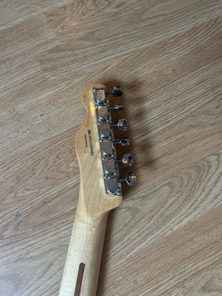 Fender Classic Player Telecaster Thinline Deluxe