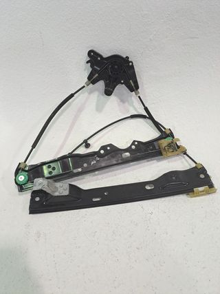ELEVALUNAS DELANTERO DERECHO FORD FOCUS