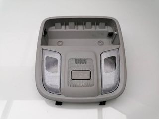 LUZ INTERIOR KIA NIRO (8)