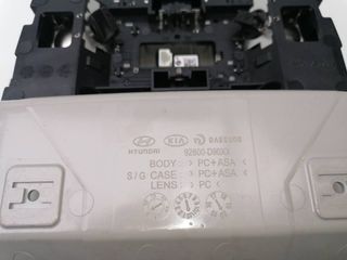 LUZ INTERIOR KIA NIRO (8)