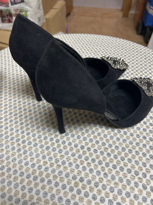 Zapatos Colour Cherie Negros con Pedrería