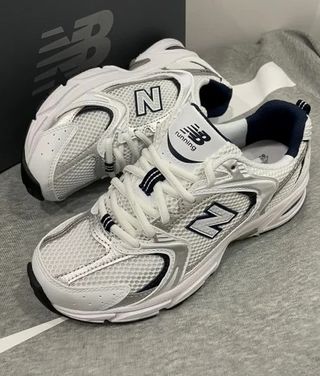 NB 530 White Silver Navy Talla 38