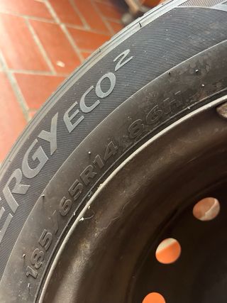 Neumático Hankook 185/65R14 86H Peugeot 206