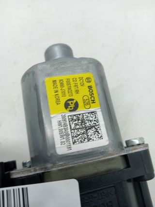 MOTOR ELEVALUNAS DELANTERO DERECHO KIA XCEED (2)