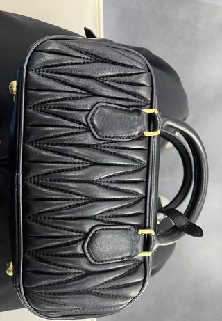 Bolso Miu Miu Arcadie Negro