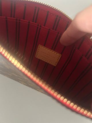 Bolso de mano con muy poco uso 